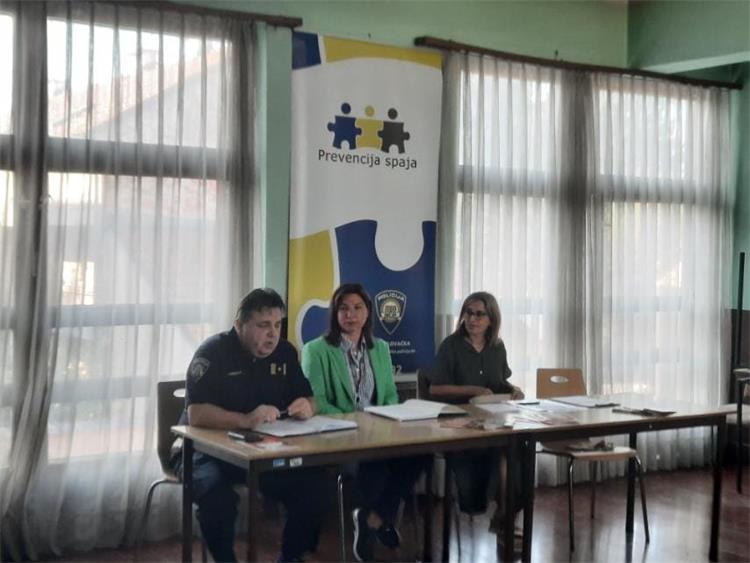 Slika /PU_KA/PU_info/2023/PP Duga Resa_Prevencija_Prava žrtava/2.jpg